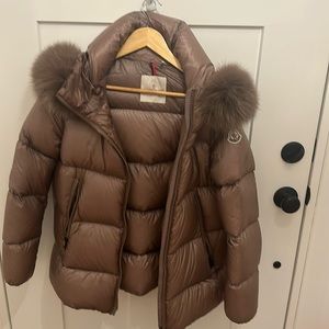 Beautiful high-end coat excellent condition rose gold color